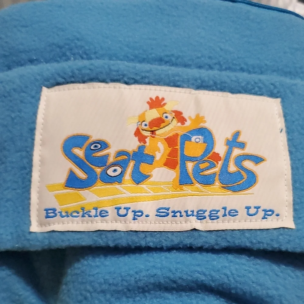 Blue and Yellow Kids Seat Belt Cover